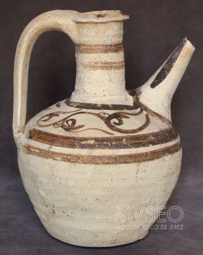 JUG WITH POURING SPOUT