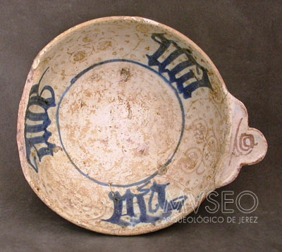 VALENCIAN BOWL WITH HANDLES