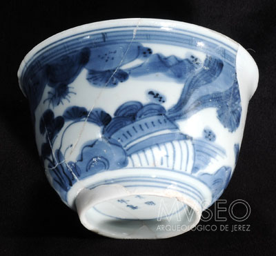 PORCELAIN CHINA CUP