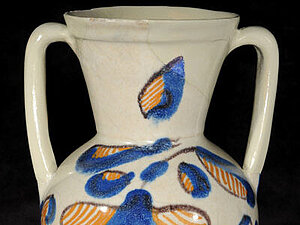 JUG FROM SEVILLE, TRICOLOUR TYPE