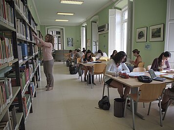 Imagen de la sala de lectura